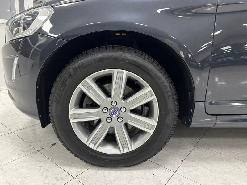 VOLVO XC60 2.0D3 150CV MOMENTUM