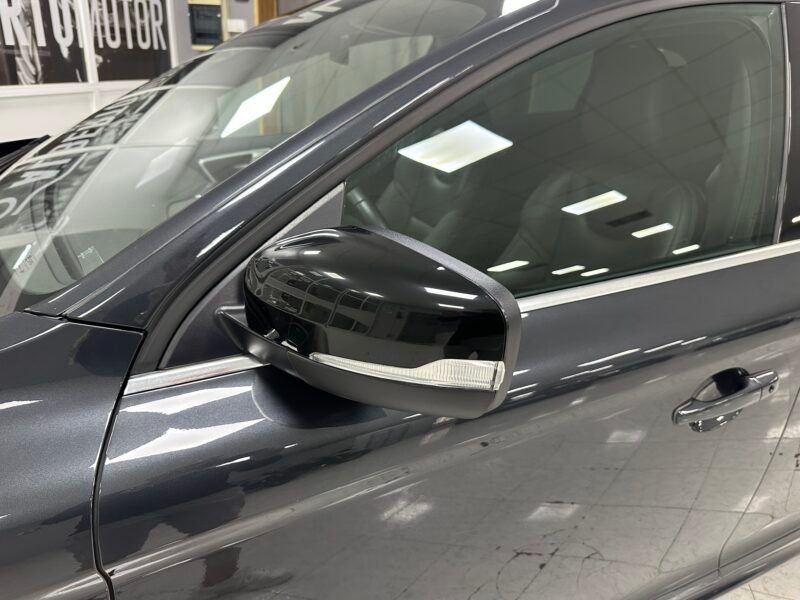 VOLVO XC60 2.0D3 150CV MOMENTUM