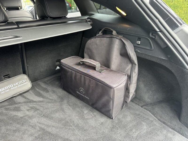 MERCEDES-BENZ EQC EQC 400 4MATIC 80KWH 408CV (760NM)