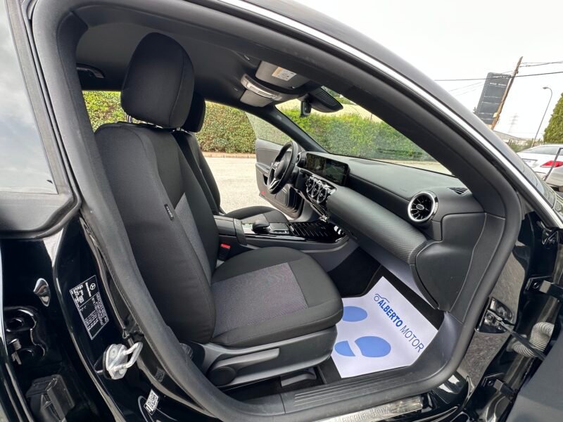 MERCEDES-BENZ CLA CLA200D SHOOTING BRAKE 2.0D 150CV 8G-DCT