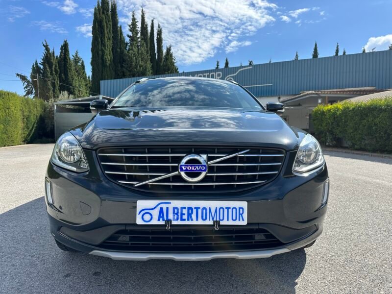 VOLVO XC60 2.0D3 150CV MOMENTUM