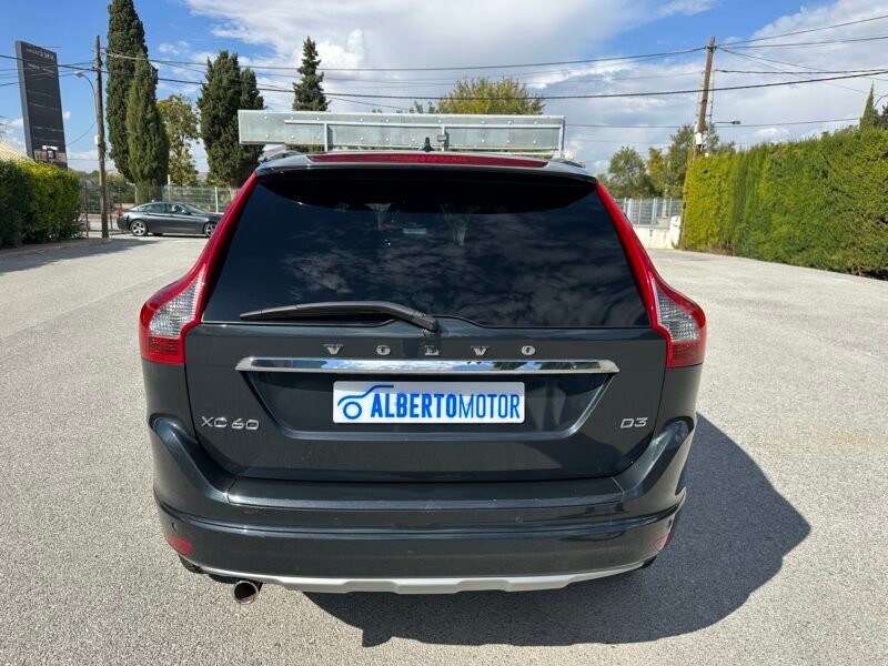 VOLVO XC60 2.0D3 150CV MOMENTUM