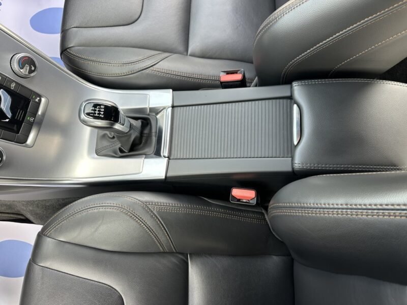 VOLVO XC60 2.0D3 150CV MOMENTUM