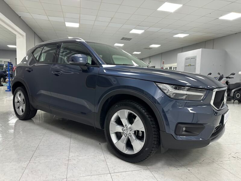 VOLVO XC40 1.5T3 163CV MOMENTUM PRO