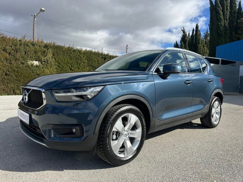 VOLVO XC40 1.5T3 163CV MOMENTUM PRO