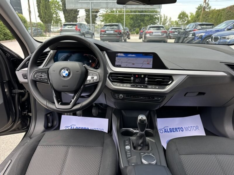 BMW 116D 1.5D 116CV (F40)