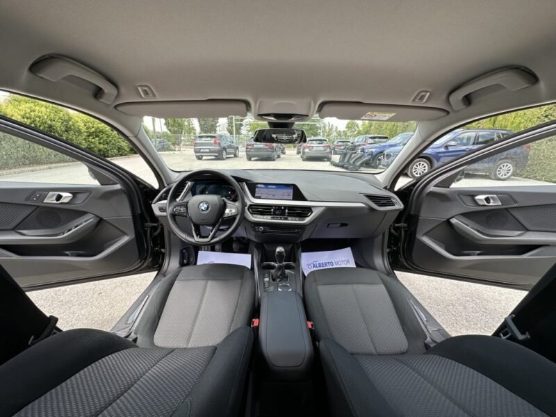 BMW 116D 1.5D 116CV (F40)