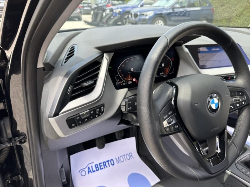 BMW 116D 1.5D 116CV (F40)