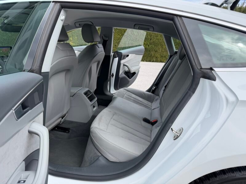 AUDI A5 30TDI 2.0TDI 136CV SPORTBACK S-TRONIC MHEV