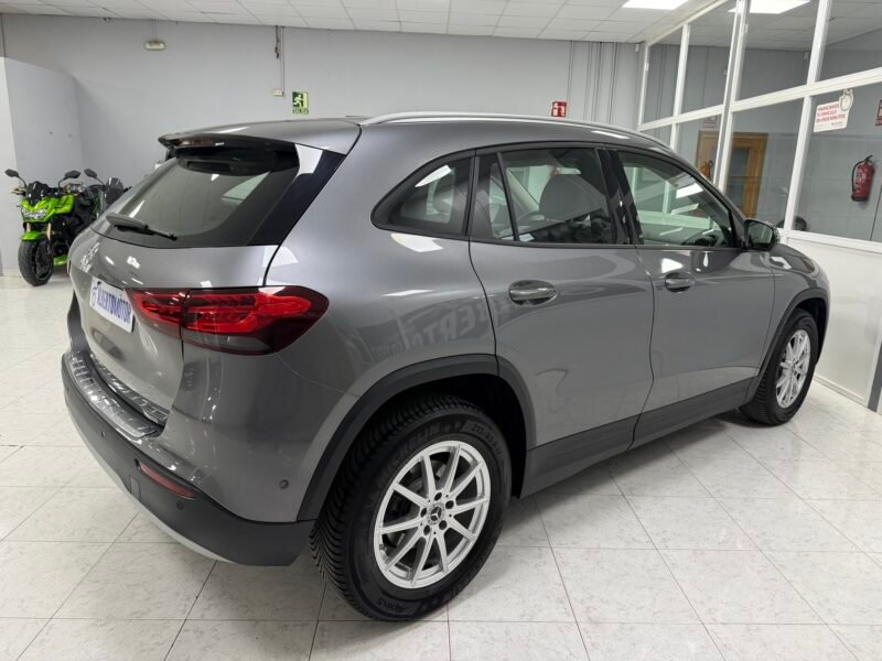MERCEDES-BENZ GLA GLA180D 2.0D 116CV 8G-DCT