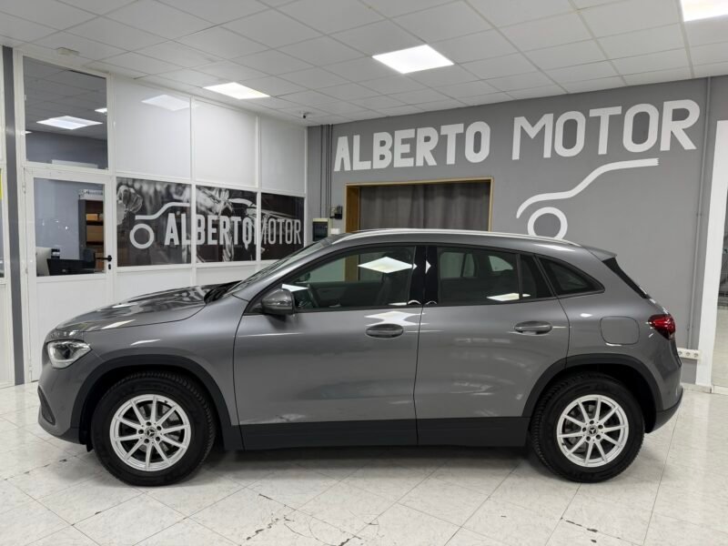MERCEDES-BENZ GLA GLA180D 2.0D 116CV 8G-DCT