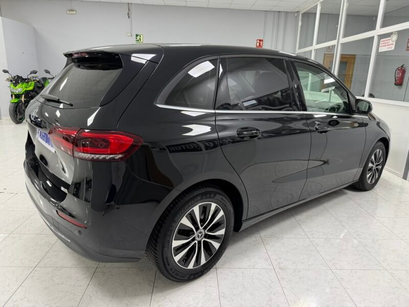 MERCEDES-BENZ B180D 2.0D 116CV 8G-DCT