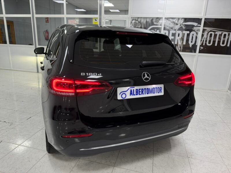 MERCEDES-BENZ B180D 2.0D 116CV 8G-DCT