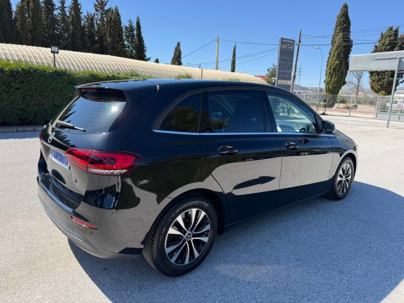 MERCEDES-BENZ B180D 2.0D 116CV 8G-DCT