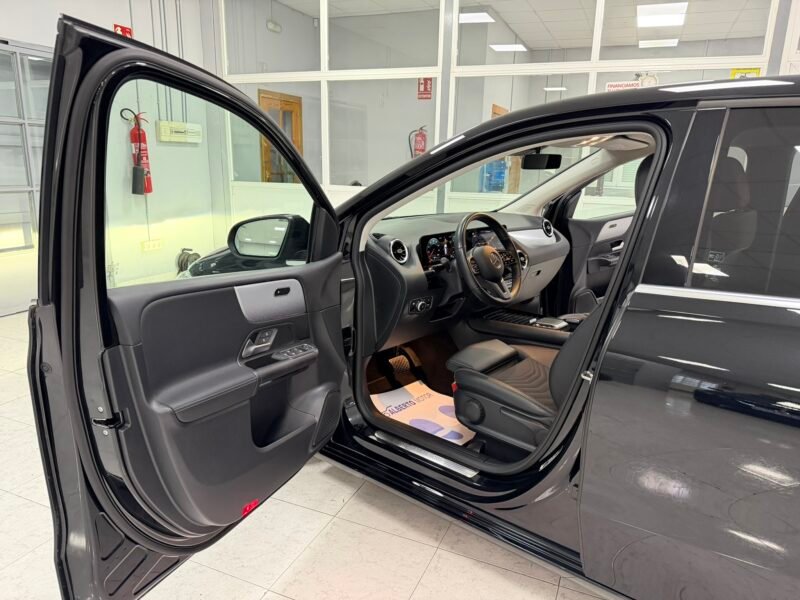 MERCEDES-BENZ B180D 2.0D 116CV 8G-DCT