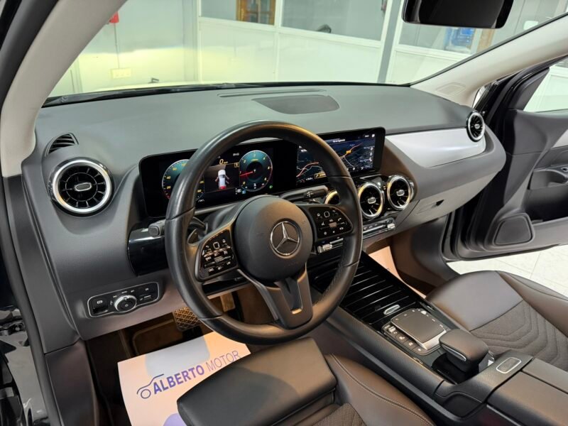 MERCEDES-BENZ B180D 2.0D 116CV 8G-DCT