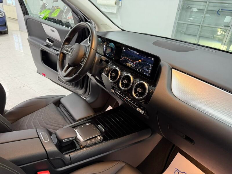 MERCEDES-BENZ B180D 2.0D 116CV 8G-DCT