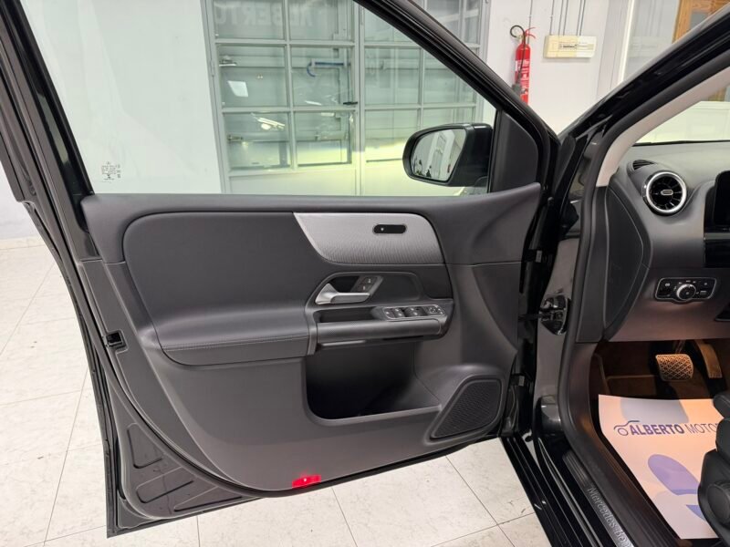 MERCEDES-BENZ B180D 2.0D 116CV 8G-DCT