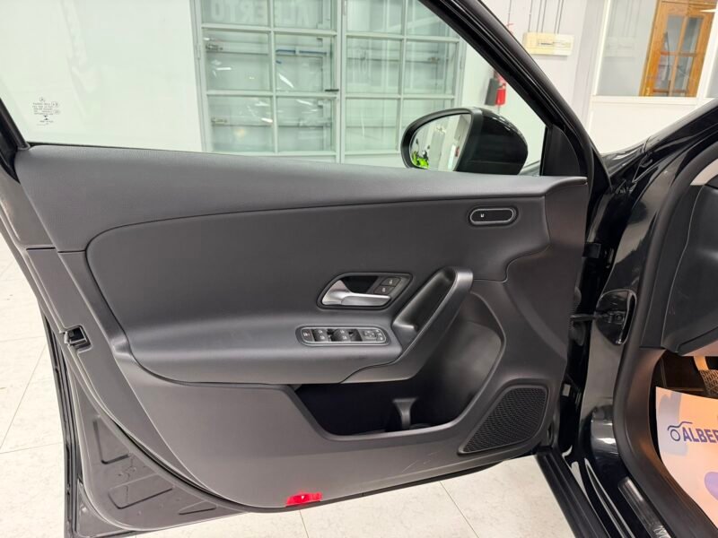 MERCEDES-BENZ A180D 1.5D 116CV