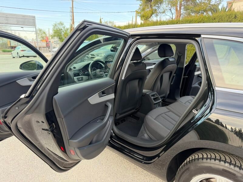 AUDI A4 Avant 30TDI 2.0TDI 136CV ADVANCED S-TRONIC MICROHIBRIDO