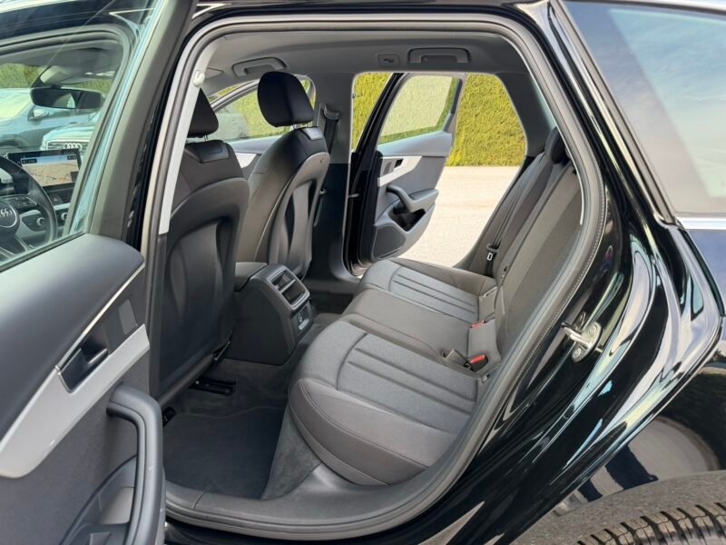 AUDI A4 Avant 30TDI 2.0TDI 136CV ADVANCED S-TRONIC MICROHIBRIDO