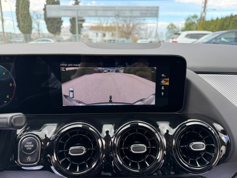 MERCEDES-BENZ GLA GLA180D 2.0D 116CV 8G-DCT