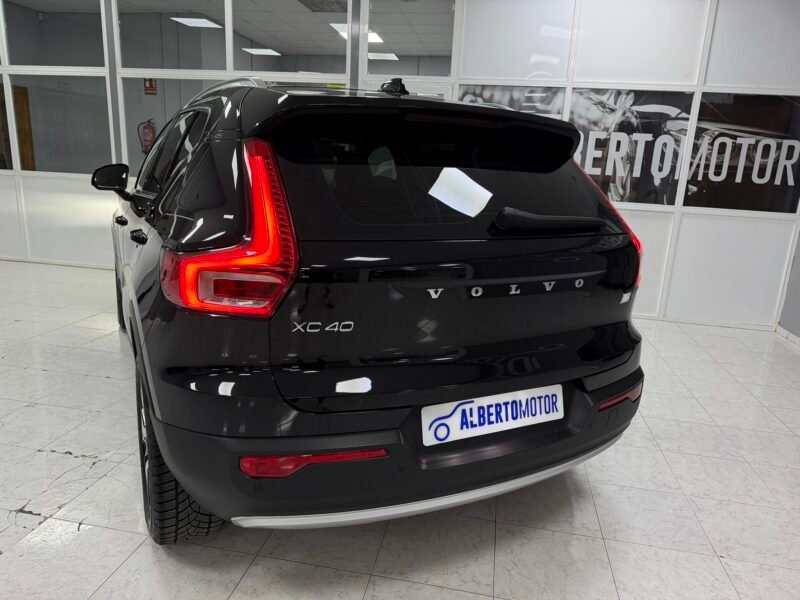 VOLVO XC40 1.5T5 262CV RECHARGE INSCRIPTION GEARTRONIC