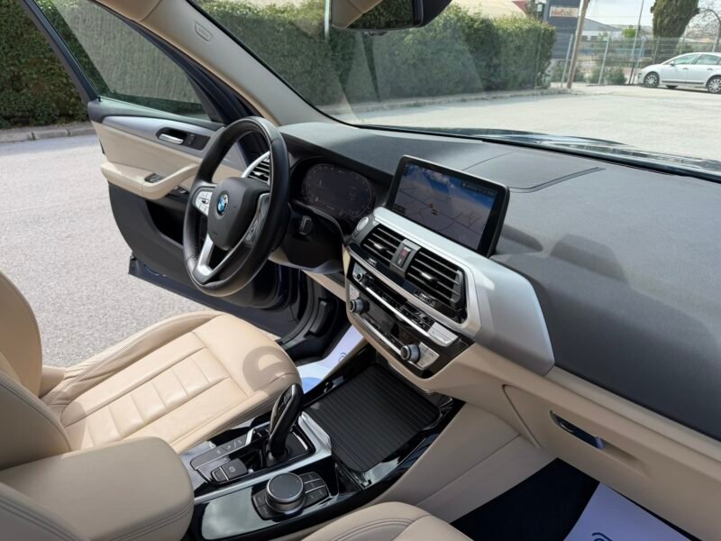BMW X3 XDRIVE30E 2.0I 292CV AUT