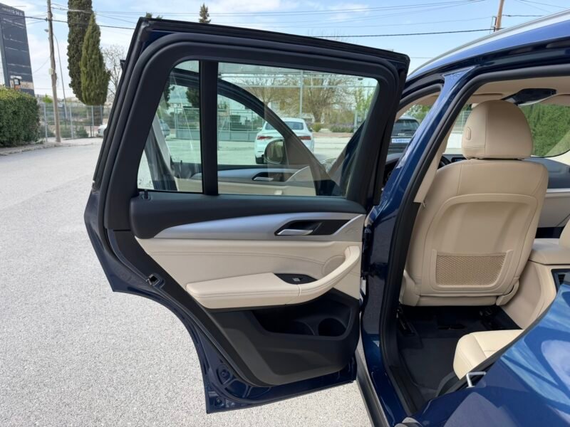 BMW X3 XDRIVE30E 2.0I 292CV AUT