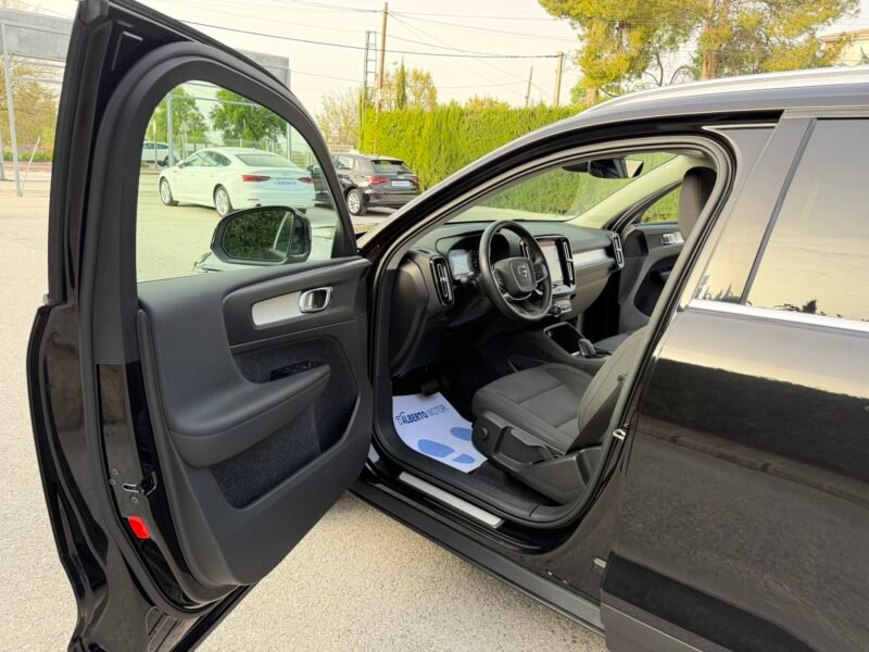VOLVO XC40 1.5T5 262CV RECHARGE INSCRIPTION GEARTRONIC