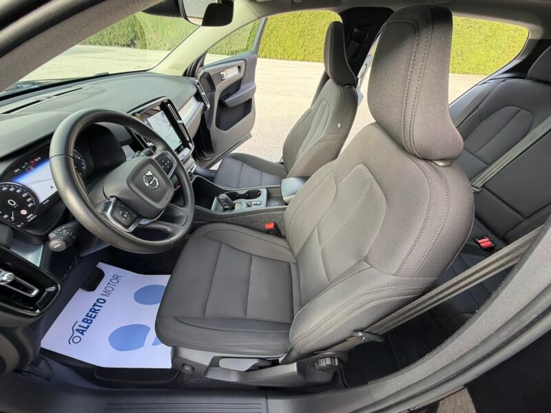 VOLVO XC40 1.5T5 262CV RECHARGE INSCRIPTION GEARTRONIC