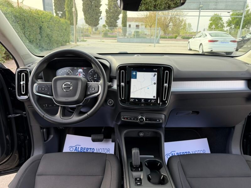 VOLVO XC40 1.5T5 262CV RECHARGE INSCRIPTION GEARTRONIC