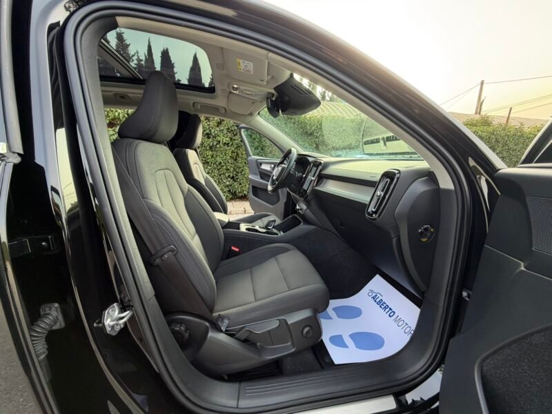 VOLVO XC40 1.5T5 262CV RECHARGE INSCRIPTION GEARTRONIC