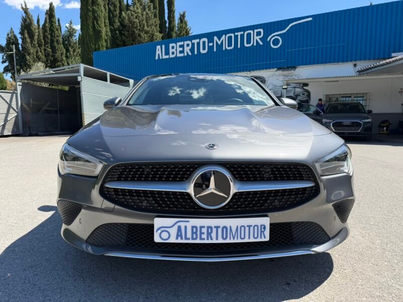 MERCEDES-BENZ CLA CLA180D 2.0D 116CV 8G-DCT