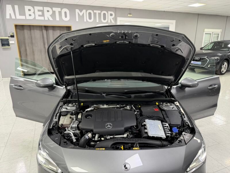 MERCEDES-BENZ CLA CLA180D 2.0D 116CV 8G-DCT