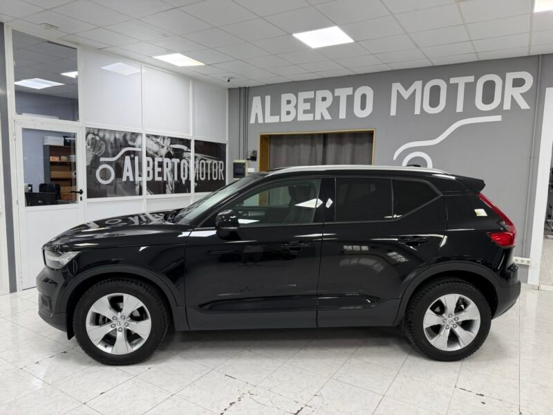 VOLVO XC40 1.5T3 163CV MOMENTUM PRO