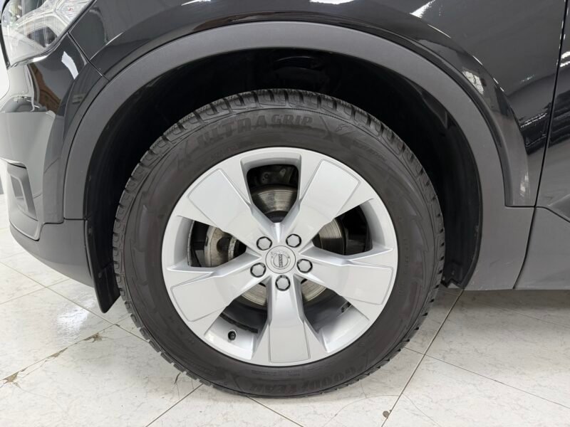 VOLVO XC40 1.5T3 163CV MOMENTUM PRO