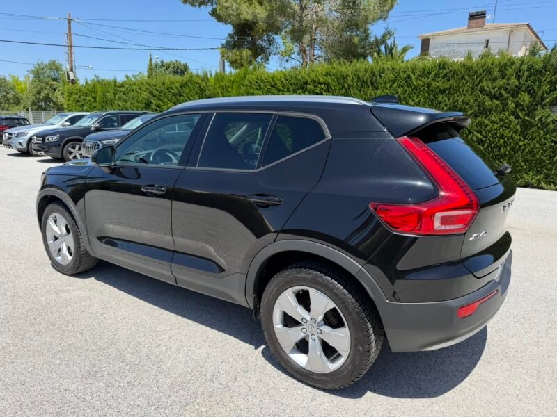 VOLVO XC40 1.5T3 163CV MOMENTUM PRO