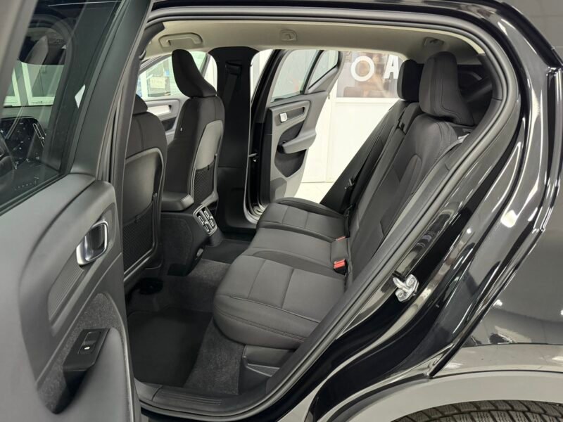 VOLVO XC40 1.5T3 163CV MOMENTUM PRO
