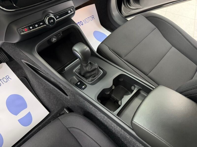 VOLVO XC40 1.5T3 163CV MOMENTUM PRO