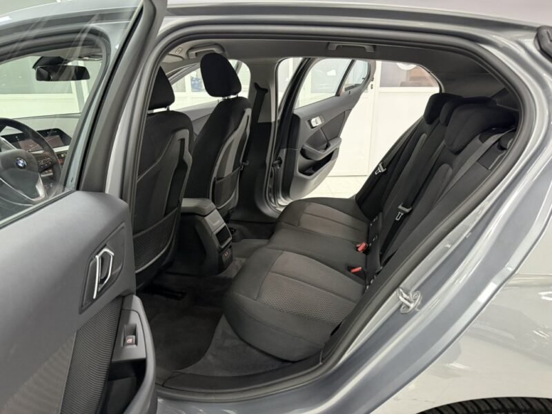BMW 116D 1.5D 116CV (F40)