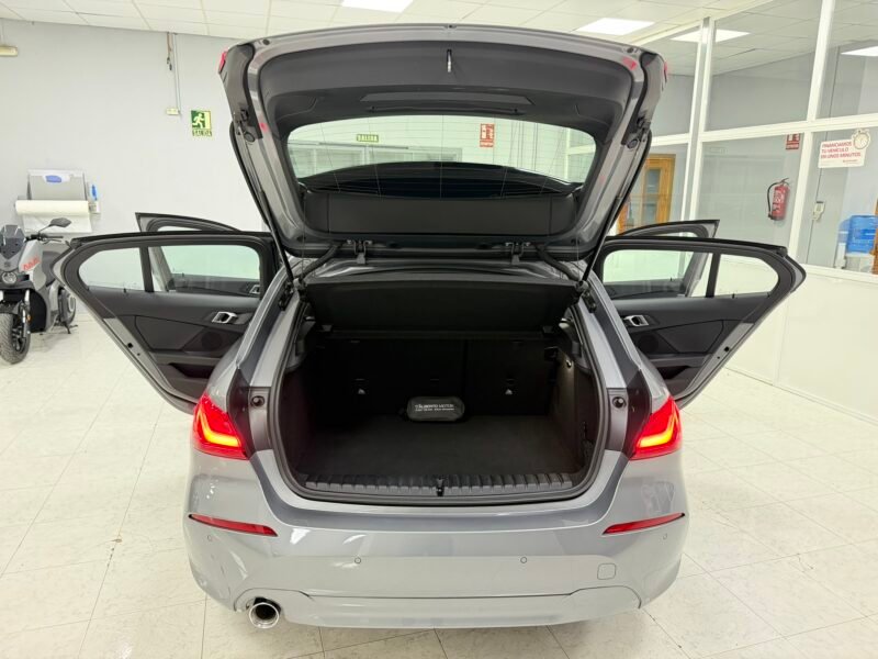BMW 116D 1.5D 116CV (F40)