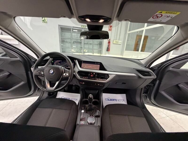 BMW 116D 1.5D 116CV (F40)