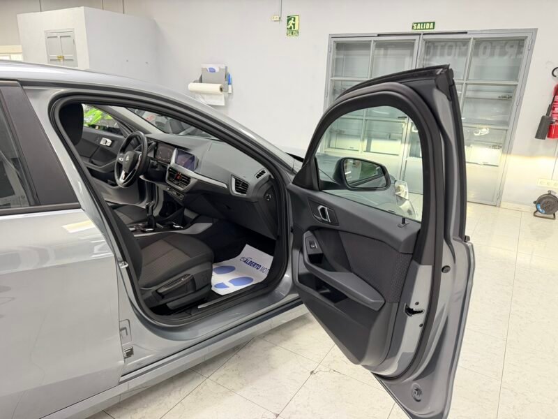 BMW 116D 1.5D 116CV (F40)