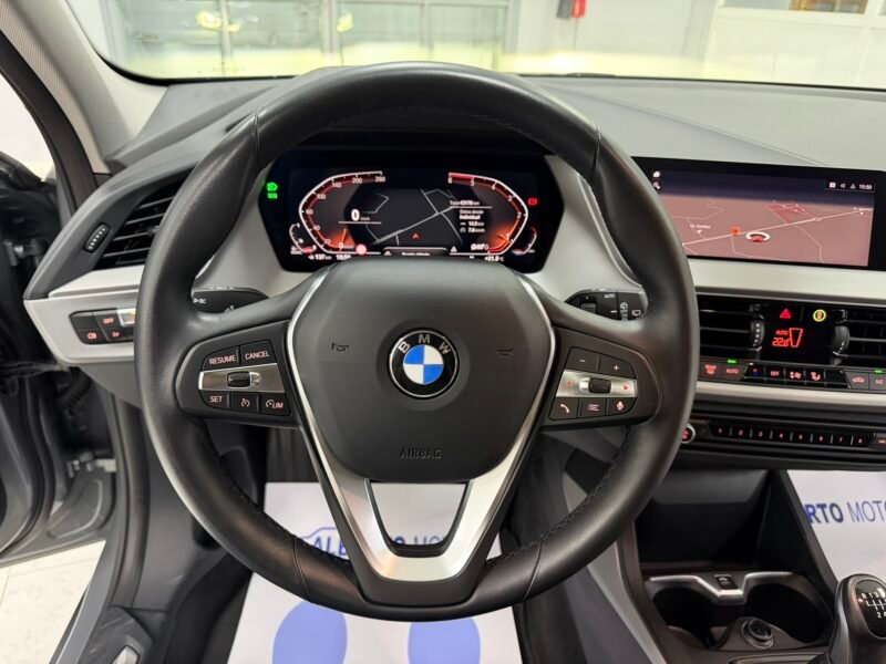 BMW 116D 1.5D 116CV (F40)