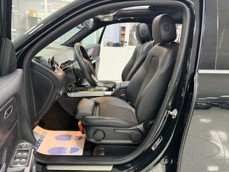 MERCEDES-BENZ GLB GLB180D 2.0D 116CV 8G-DCT