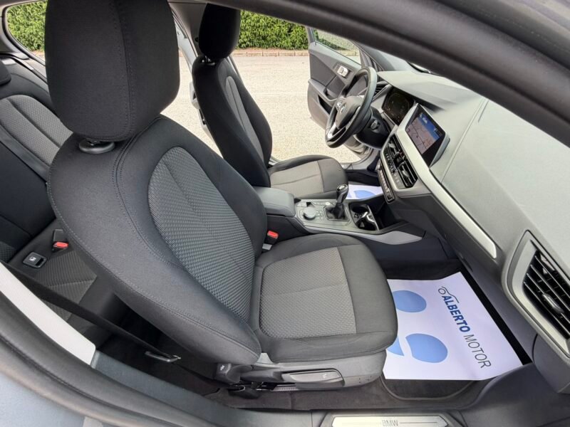 BMW 116D 1.5D 116CV (F40)