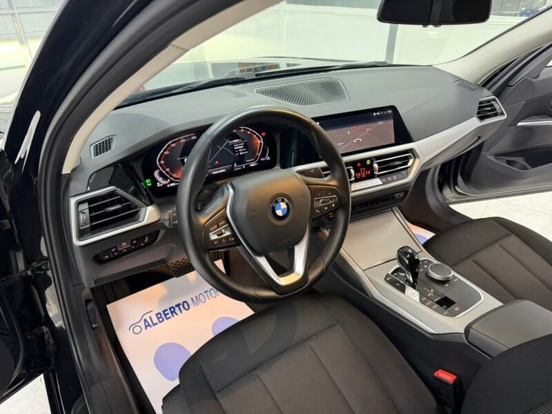 BMW 318D 2.0DA 150CV AUT MHEV