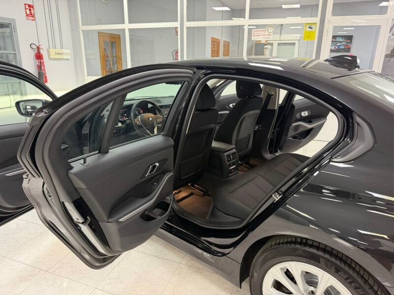 BMW 318D 2.0DA 150CV AUT MHEV