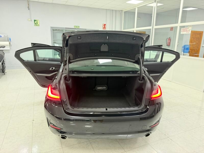 BMW 318D 2.0DA 150CV AUT MHEV